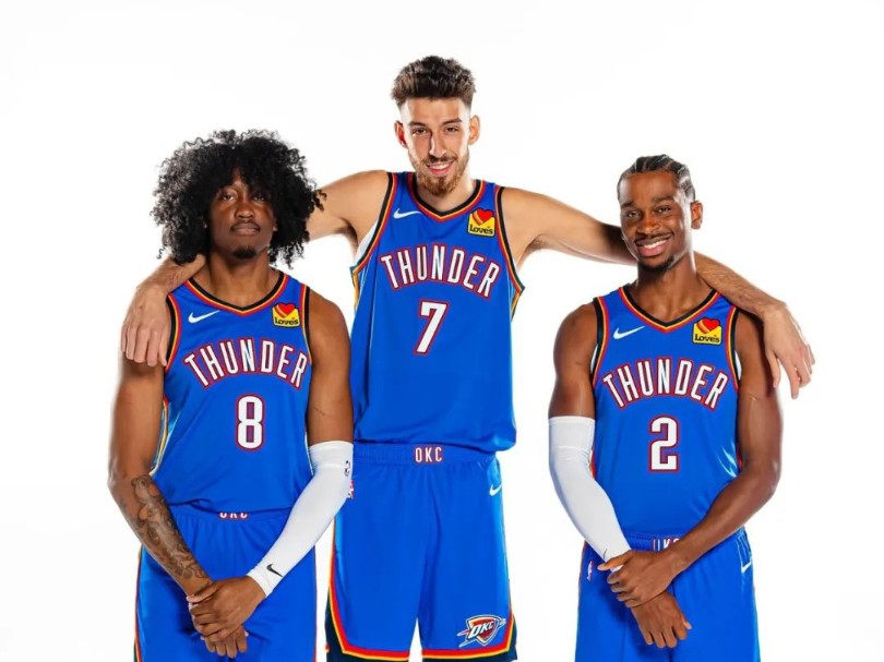 建队126周年纪念日 巴塞罗那重回榜首