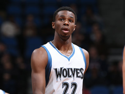 伤病困扰：科比-怀特与马塔斯-布泽利斯能否随公牛客战活塞？伤情影响与轮换解读