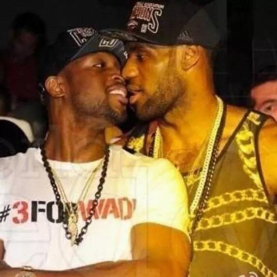 难道说？在葡萄牙队首次夺得U17世界杯冠军后，C...